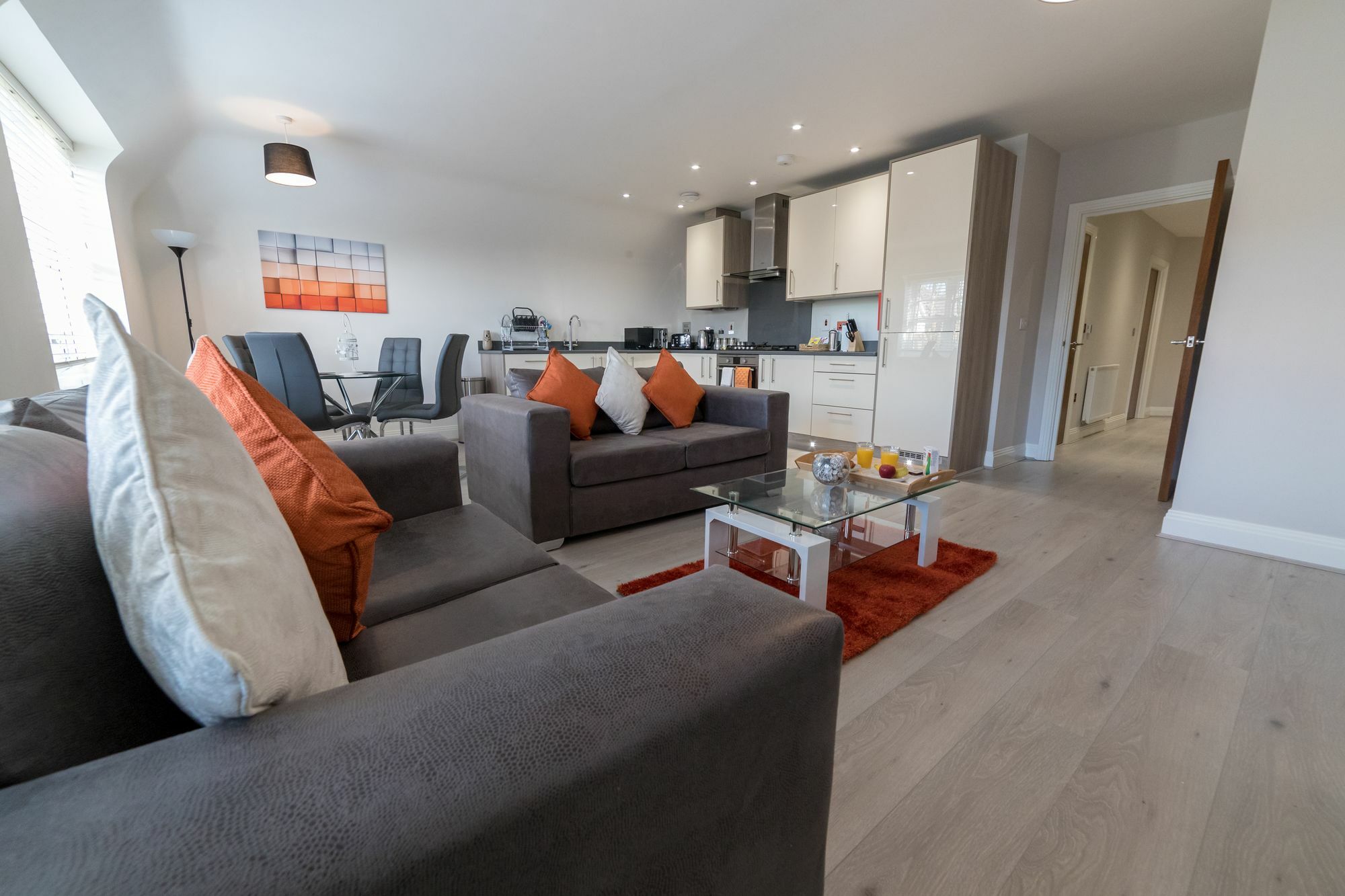 Helios Court Penthouse Serviced Apartment By Ferndale ميدينهيد المظهر الخارجي الصورة